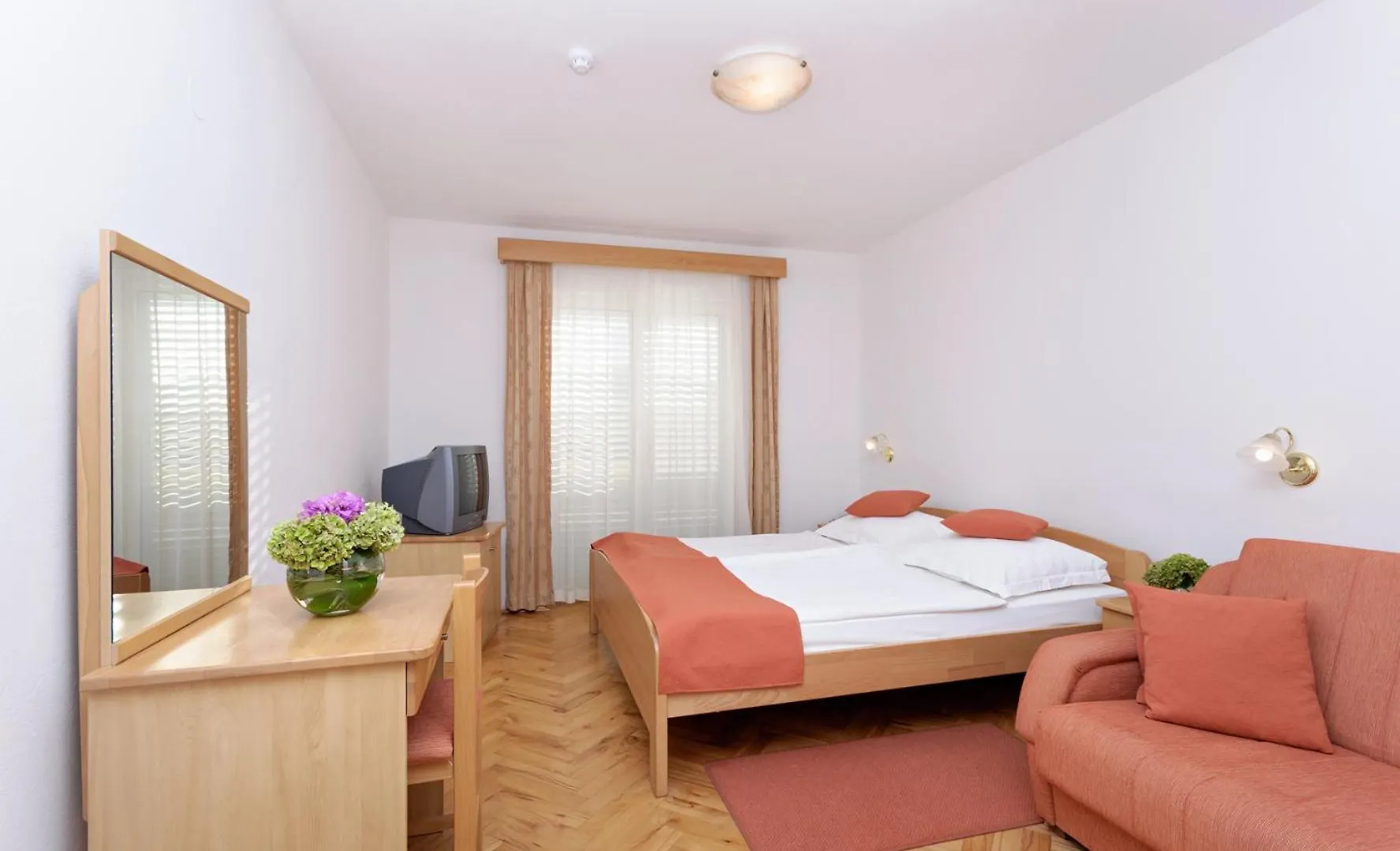 Hotel Epario Lopar 3*,  Horvátország