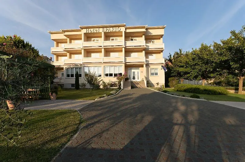 לופאר Hotel Epario